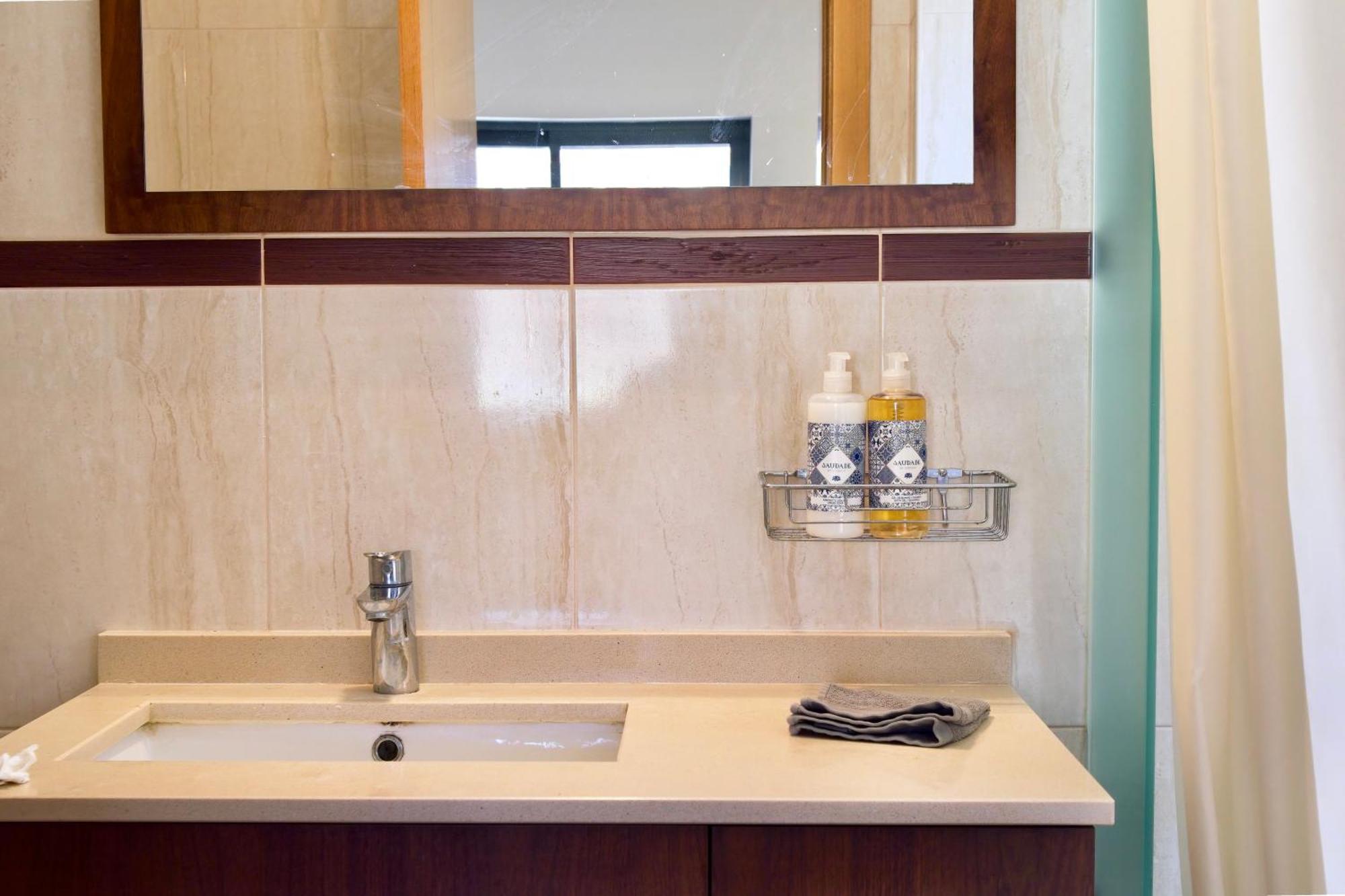 Moderno Perto Da Marina E Da Apartamento